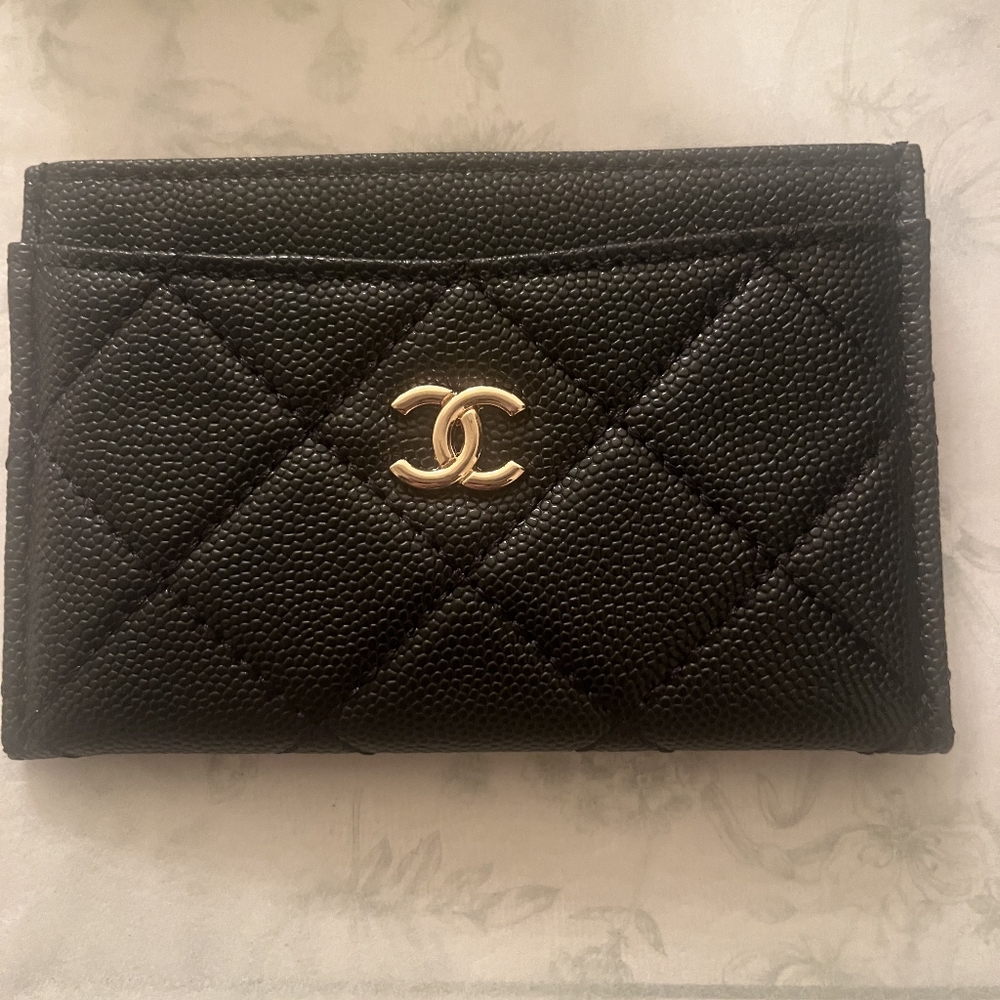Source Unknown Black Quilted Cosmetic Case with Gold Accent